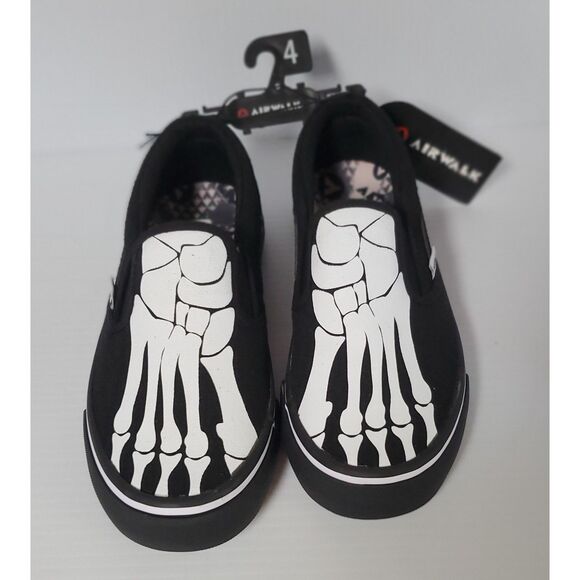 Air Walk Canvas Skeleton Slip Ons Kids Size 4 - Picture 1 of 4